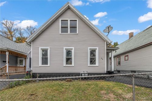 2-66 Kohlman St, Rochester, NY, 14621-3326 | Card Image