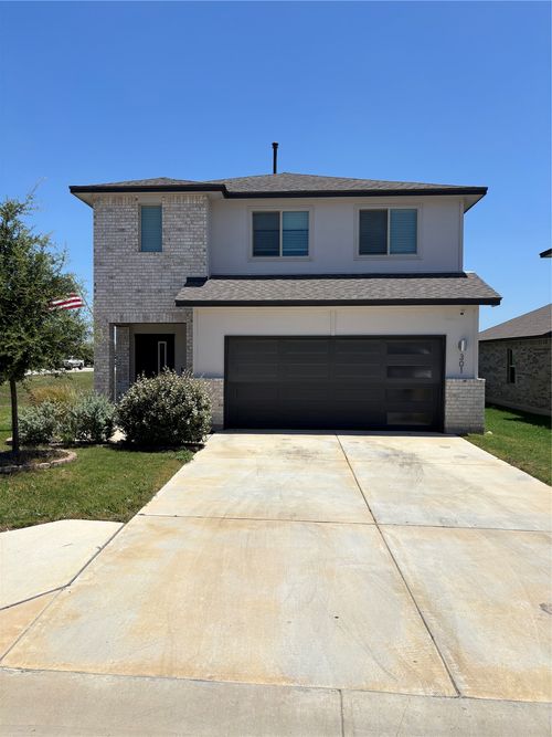 301 Tarkus Path Path, Georgetown, TX, 78633 | Card Image