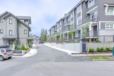 205 - 1310 Mitchell St, Townhouse with 3 bedrooms, 2 bathrooms and 2 parking in Coquitlam BC | Image 3