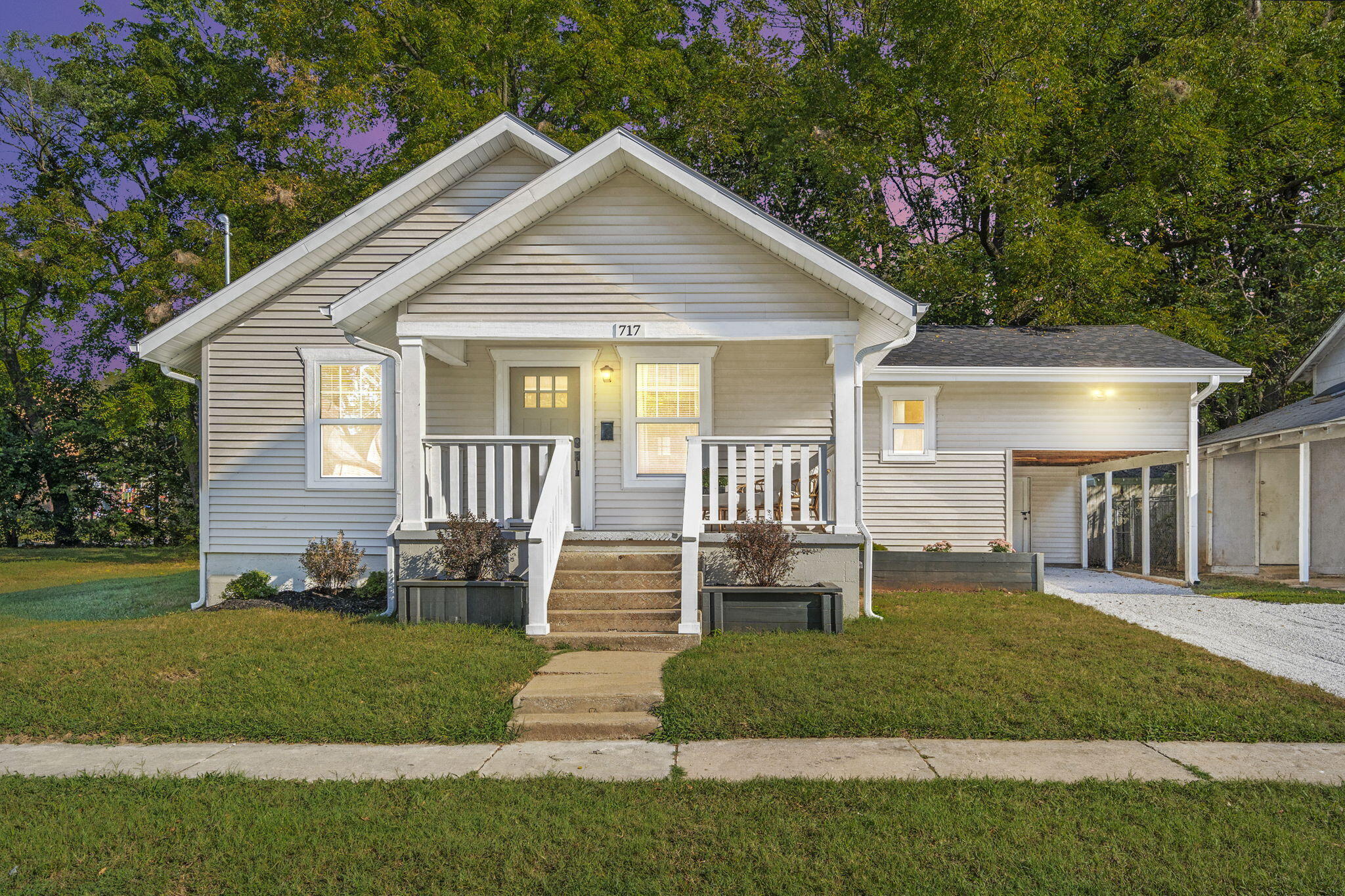 Hovey St, Springfield, MO 65802