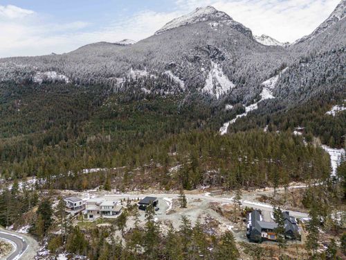 9308 Steller'S Way, Whistler, BC, V8E1M1 | Card Image