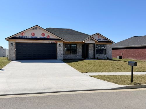 227 Brook Cv, Berea, KY, 40403-9376 | Card Image