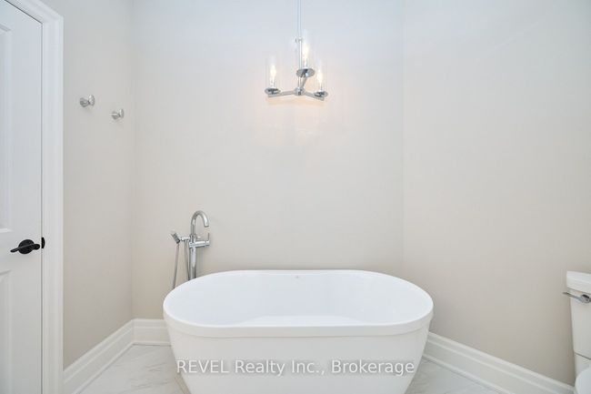 50 Aberdeen Lane S, Condo with 2 bedrooms, 3 bathrooms and 2 parking in Niagara On The Lake ON | Image 21