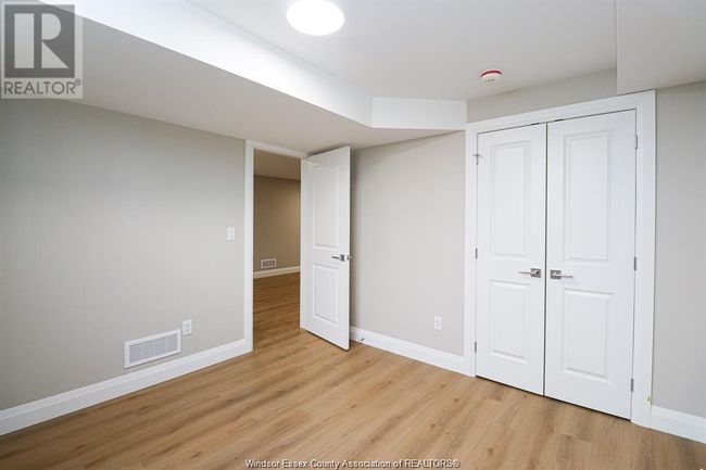 LOWER - 559 Keil Trail, House other with 2 bedrooms, 1 bathrooms and null parking in Chatham ON | Image 9