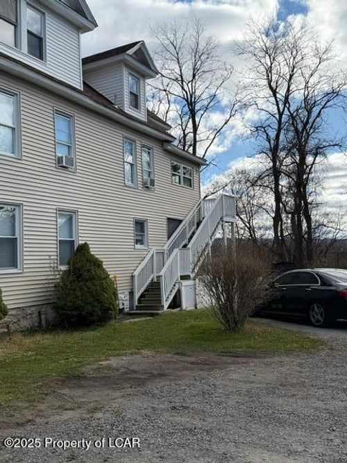 3-2090 N Main Ave, Scranton, PA, 18508-2041 | Card Image