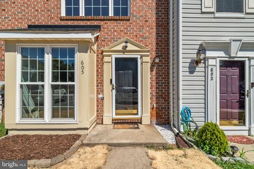 605 Hollowstone Rd, FREDERICK, MD, 21703-4541 | Card Image