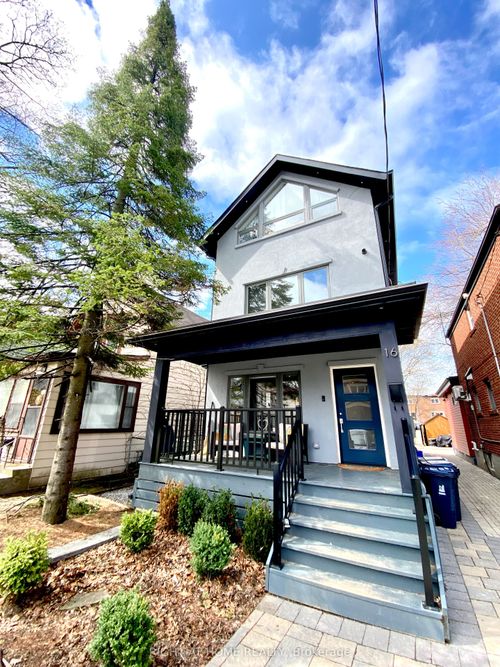 16 Woodlee Rd, Toronto, ON, M4E2R1 | Card Image
