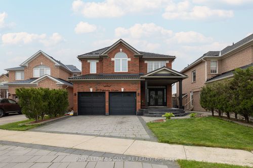 59 Delphinium Ave, Richmond Hill, ON, L4E4N5 | Card Image