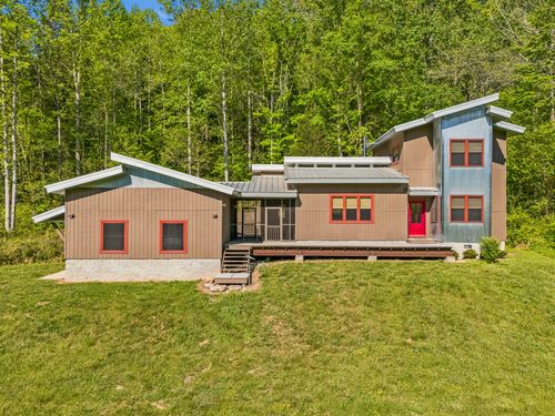 644 W Fork Rd, Mount Pleasant, TN, 38474-5136 | Card Image