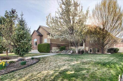 15 3300, Layton, UT, 84041-6838 | Card Image