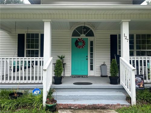 127 Sydnor St, Mount Airy, NC, 27030-3649 | Card Image