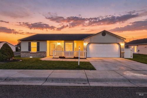 2110 Glenn Way, Caldwell, ID, 83605-5976 | Card Image
