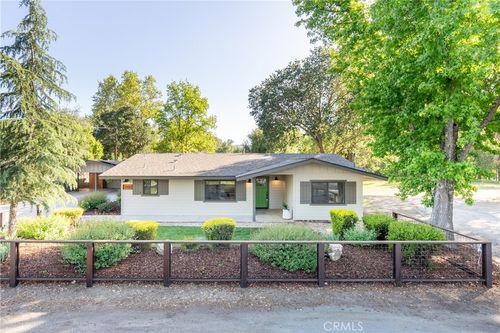 7900 Portola Rd, Atascadero, CA, 93422-3801 | Card Image