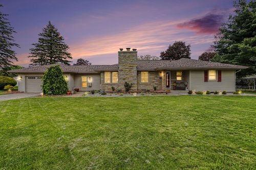 210 Maplecrest St, Sturgis, MI, 49091-1957 | Card Image