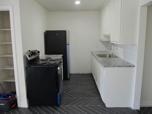 a-1213 Trimm Ave, Pasadena, TX, 77502-3916 | Card Image