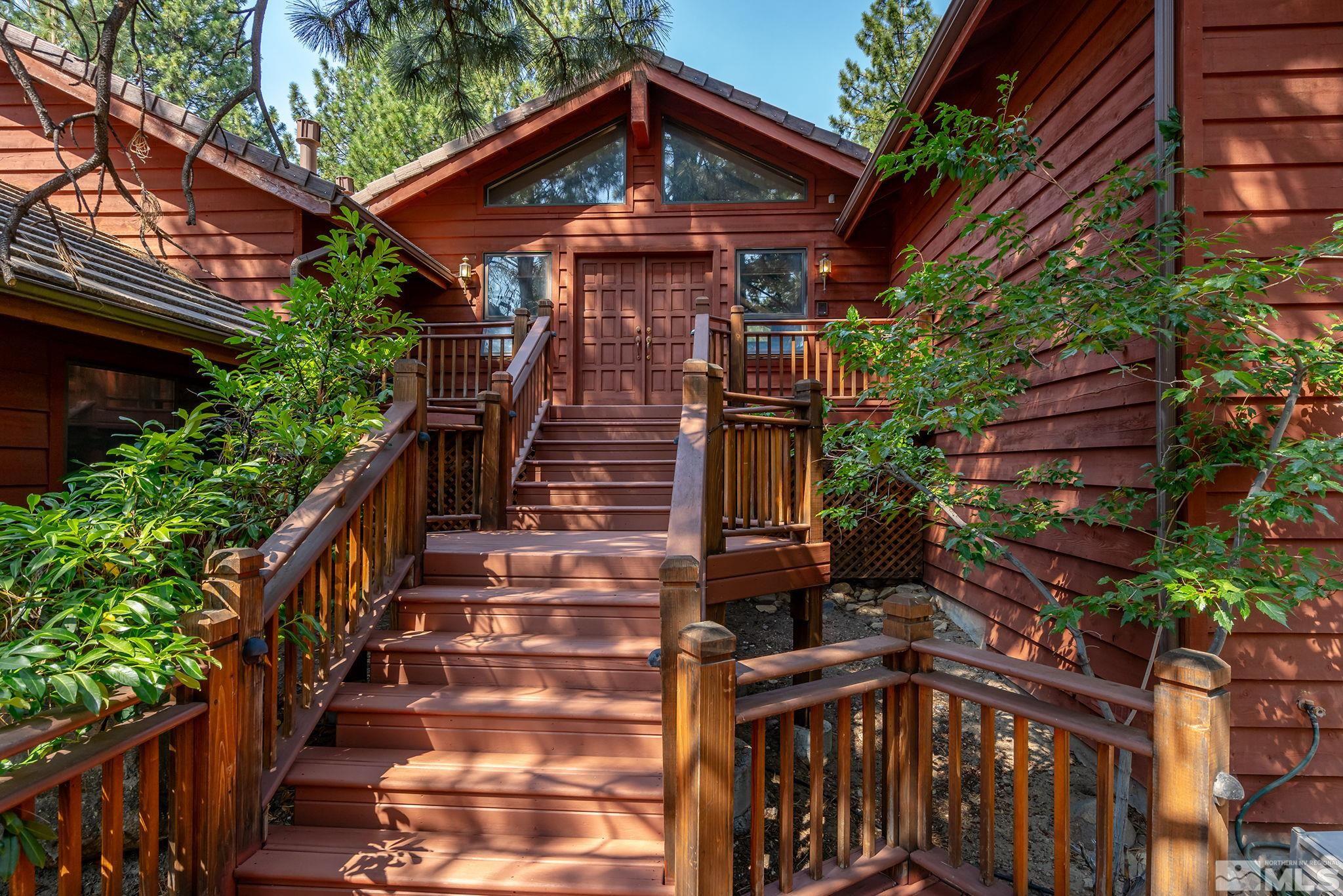 Black Pine Ct, Reno, NV 89511