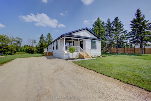 212 Spruce Dr, Hanover, ON, N4N0C4 | Card Image