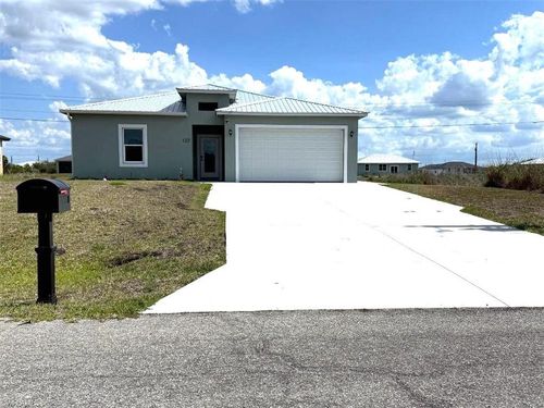 127 Carousel Ave, LABELLE, FL, 33935 | Card Image