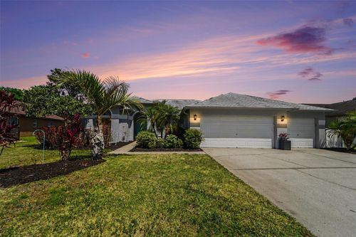 19717 Wyndham Lakes Dr, ODESSA, FL, 33556-1705 | Card Image