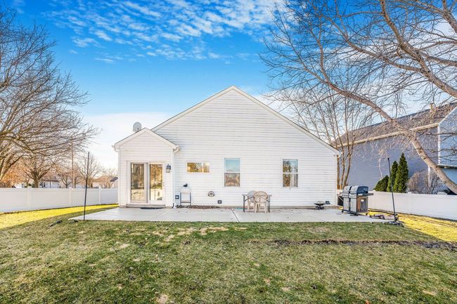 5741 Lake Pointe Dr, House other with 2 bedrooms, 3 bathrooms and 2 parking in Plainfield IL | Image 20
