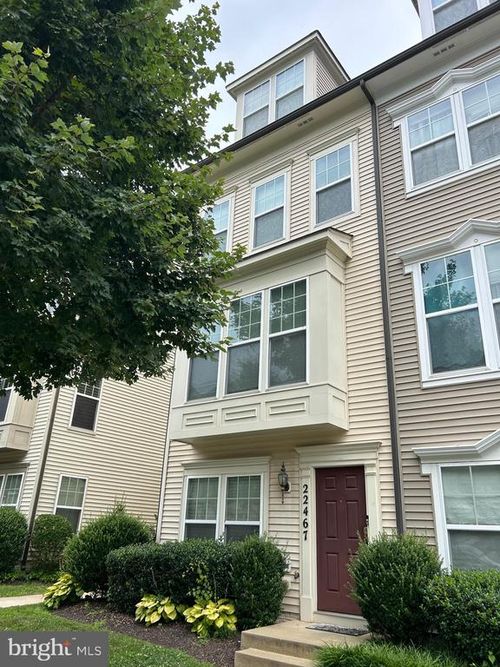 2101-22467 Glenbow Way, CLARKSBURG, MD, 20871-8402 | Card Image