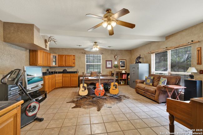 15009 Canterbury Rd, House other with 4 bedrooms, 3 bathrooms and null parking in Spring Branch TX | Image 11