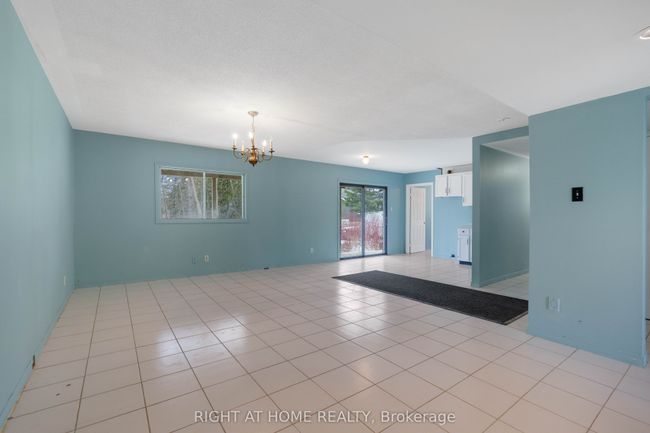 138 45th St N, House other with 4 bedrooms, 3 bathrooms and 8 parking in Wasaga Beach ON | Image 25