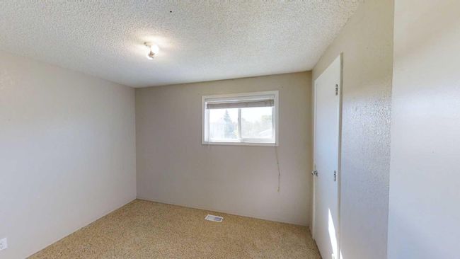 9837 100 A Avenue, Home with 4 bedrooms, 2 bathrooms and 3 parking in Sexsmith AB | Image 15