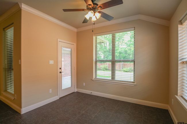 2559 Lazy Acres Ln, House other with 3 bedrooms, 2 bathrooms and null parking in Tyler TX | Image 4