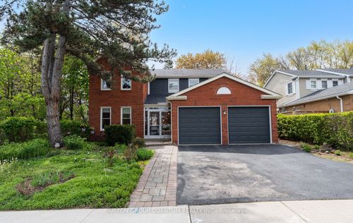 1777 Folkway Dr, Mississauga, ON, L5L2X1 | Card Image