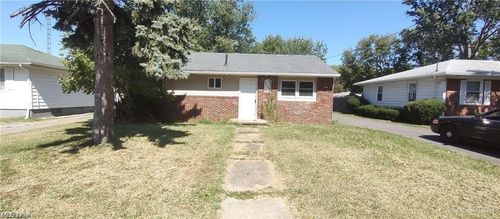 1738 W 21st St, Lorain, OH, 44052-4235 | Card Image