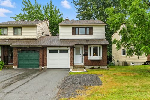 7900 Decarie Dr, Orléans, ON, K1C2K3 | Card Image