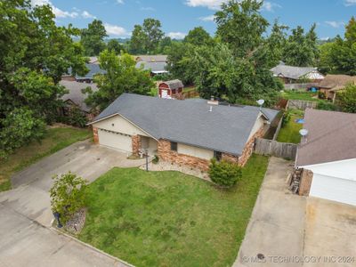 109 Magnolia Avenue, House other with 3 bedrooms, 2 bathrooms and null parking in Pryor OK | Image 3