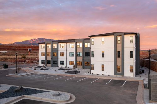 105-226 N Cliff Side Dr, Hurricane, UT, 84737 | Card Image