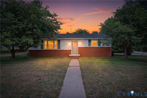 1909 Dinwiddie Ave, Hopewell, VA, 23860-6713 | Card Image