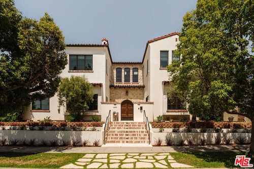 16037 Junaluska Way, Pacific Palisades, CA, 90272-3445 | Card Image