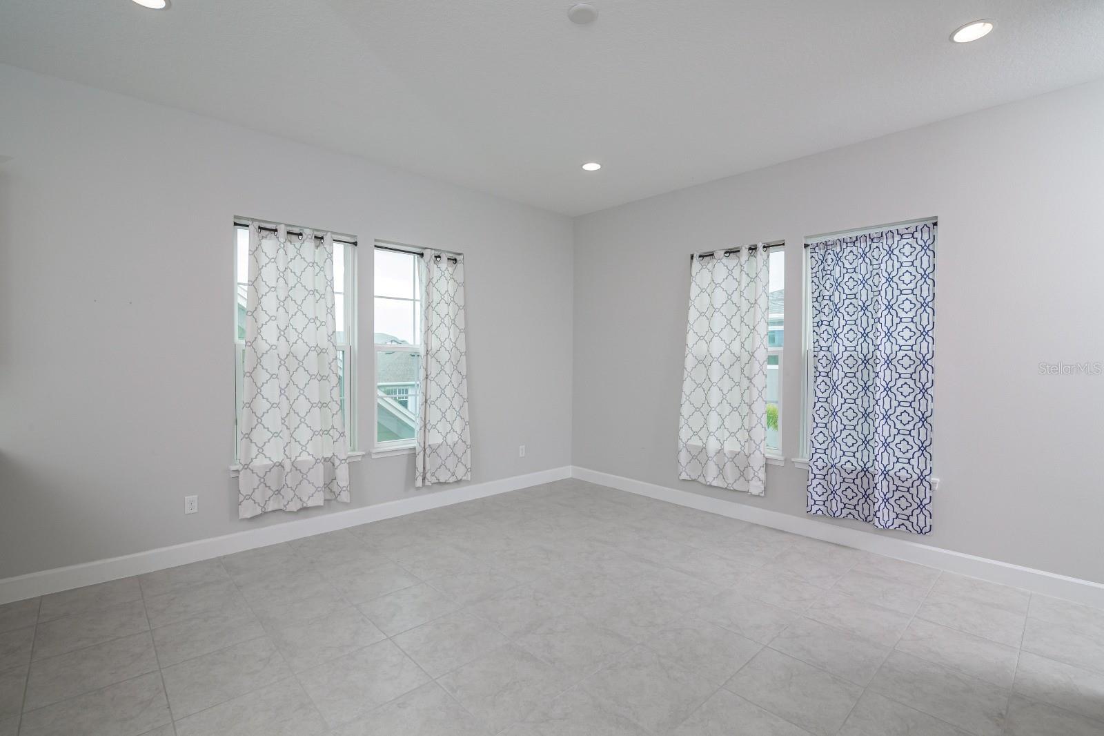 Residential Lease in ORLANDO 5