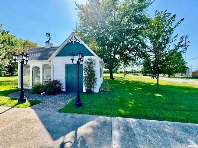 809 Nw 3 Rd Ave, House other with 3 bedrooms, 2 bathrooms and null parking in Aledo IL | Image 9