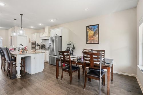 220 Seth Ter, Mcdonough, GA, 30252-8915 | Card Image