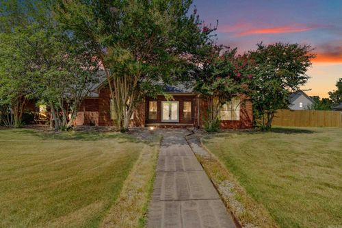 930 Enderlin Dr, Conway, AR, 72034-6023 | Card Image