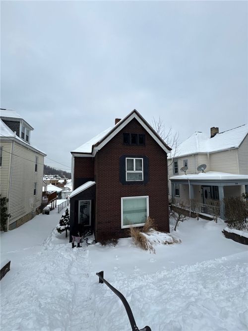 312 Welsh Ave, Wilmerding, PA, 15148-1219 | Card Image