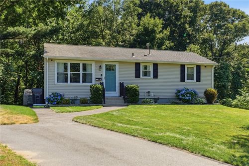36 Mary Beth Dr, Warwick, RI, 02886-5010 | Card Image
