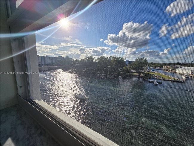 APT-604 - 1505 N Riverside Dr, Condo with 2 bedrooms, 2 bathrooms and null parking in Pompano Beach FL | Image 9