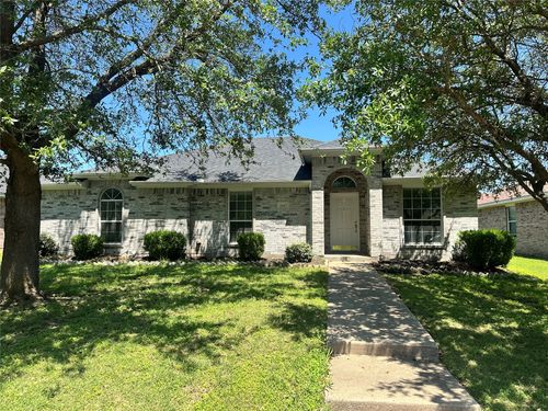 1547 Kensington Pl, Lancaster, TX, 75134-4146 | Card Image