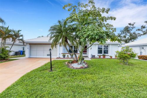 3995 Lakewood Ave, Bradenton, FL, 34208-8028 | Card Image