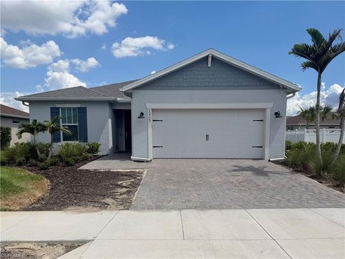 42723 Valley Brooks St, PUNTA GORDA, FL, 33982 | Card Image