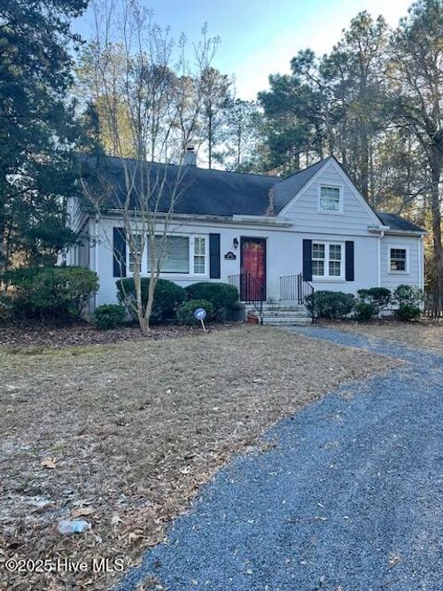 4033 Youngs Rd, Southern Pines, NC, 28387-5050 | Card Image