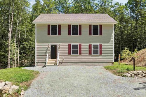 128 Onset Rd, Bennington, NH, 03442-4007 | Card Image