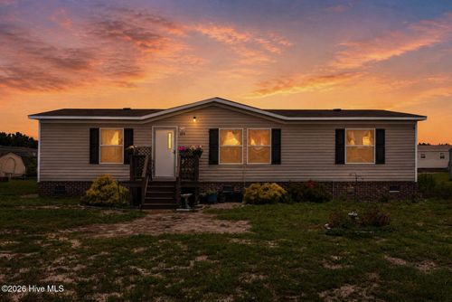 109 Dogwood Cir, Warsaw, NC, 28398-5042 | Card Image