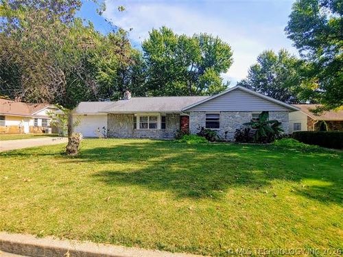 121 Jefferson Pl, Broken Arrow, OK, 74011-5032 | Card Image
